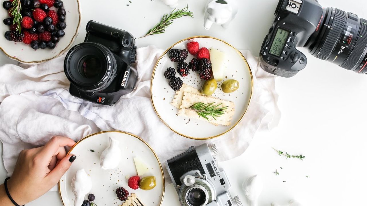 The Rise of Food Bloggers: How to Leverage their Influence for Your ...