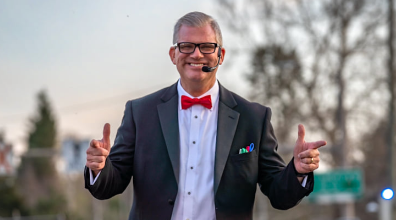 Vince Croci: Energizing Public Events with Professional Emceeing