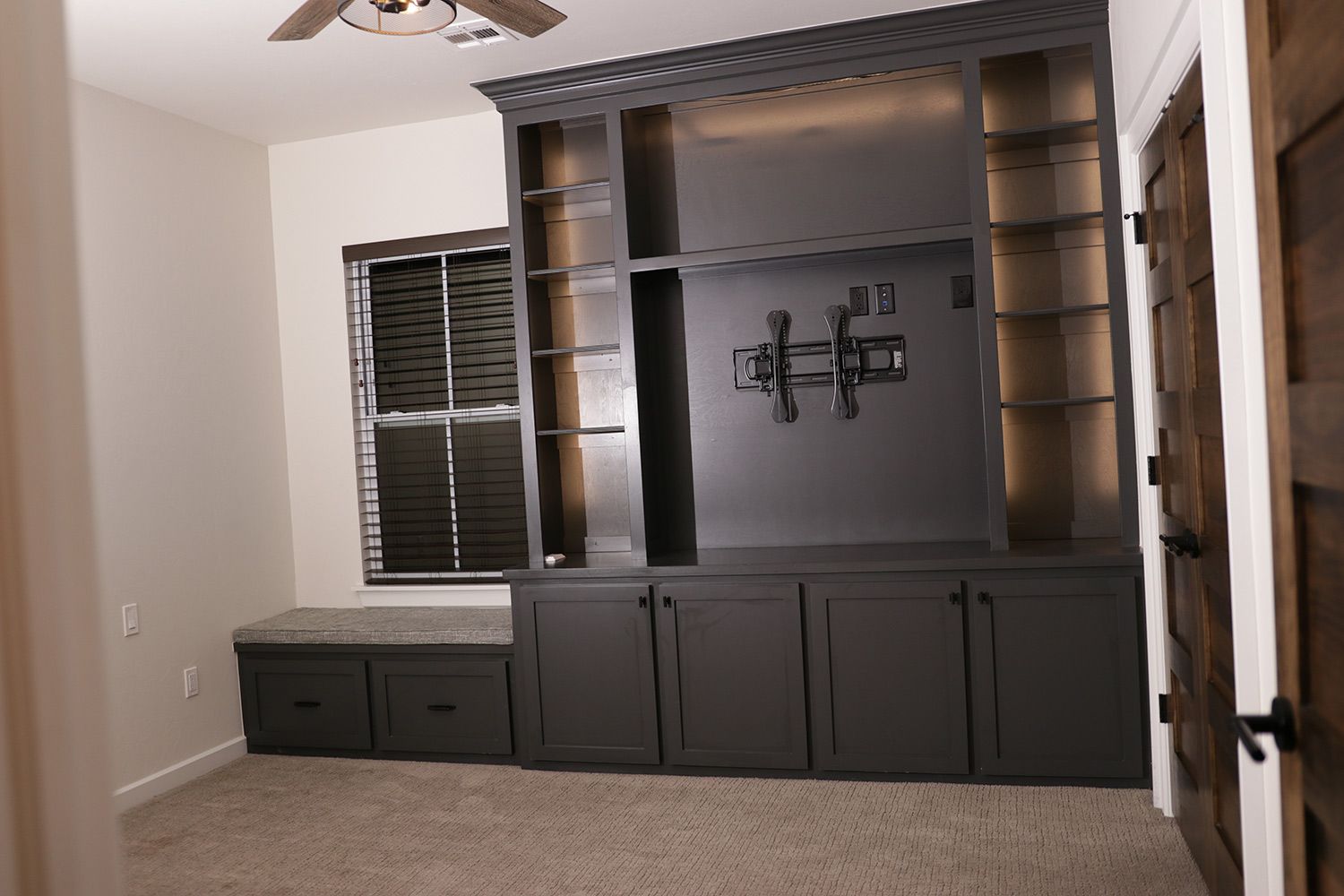 Empty Closet — Moore, OK — Three Kings Construction LLC