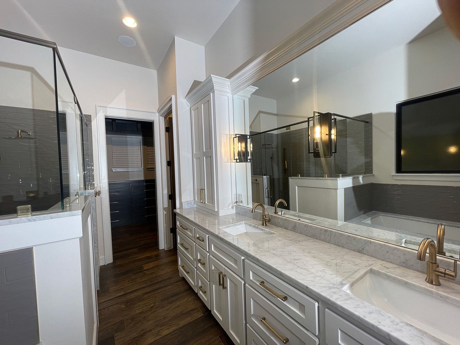 Elegant Bathroom Design — Moore, OK — Three Kings Construction LLC