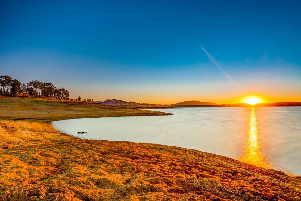 Scenic Lake View with Stunning Beauty — Event Hire in Albury, NSW