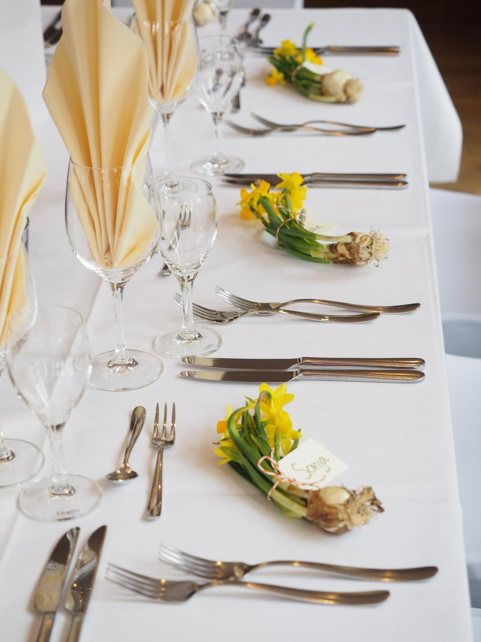 Elegant Long Table adorned with Silverware and Flowers — Event Hire in Wodonga, NSW