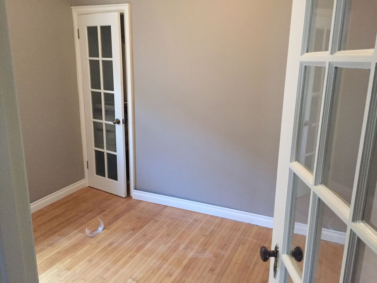 empty home office
