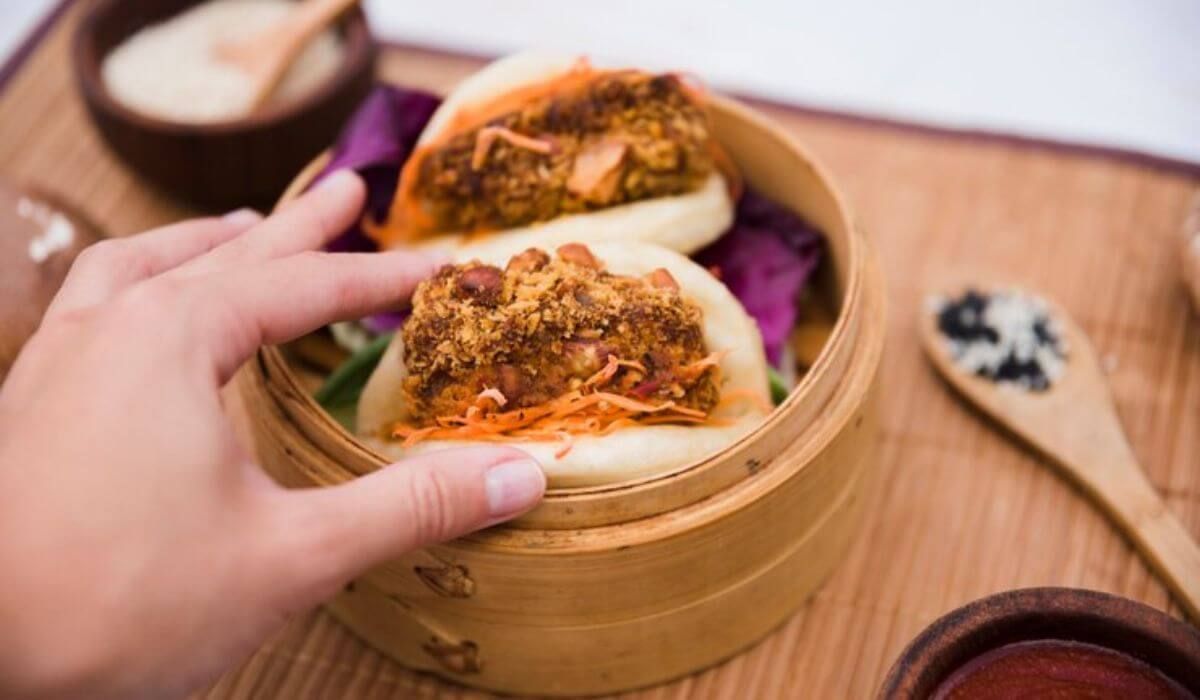Bao buns with edible