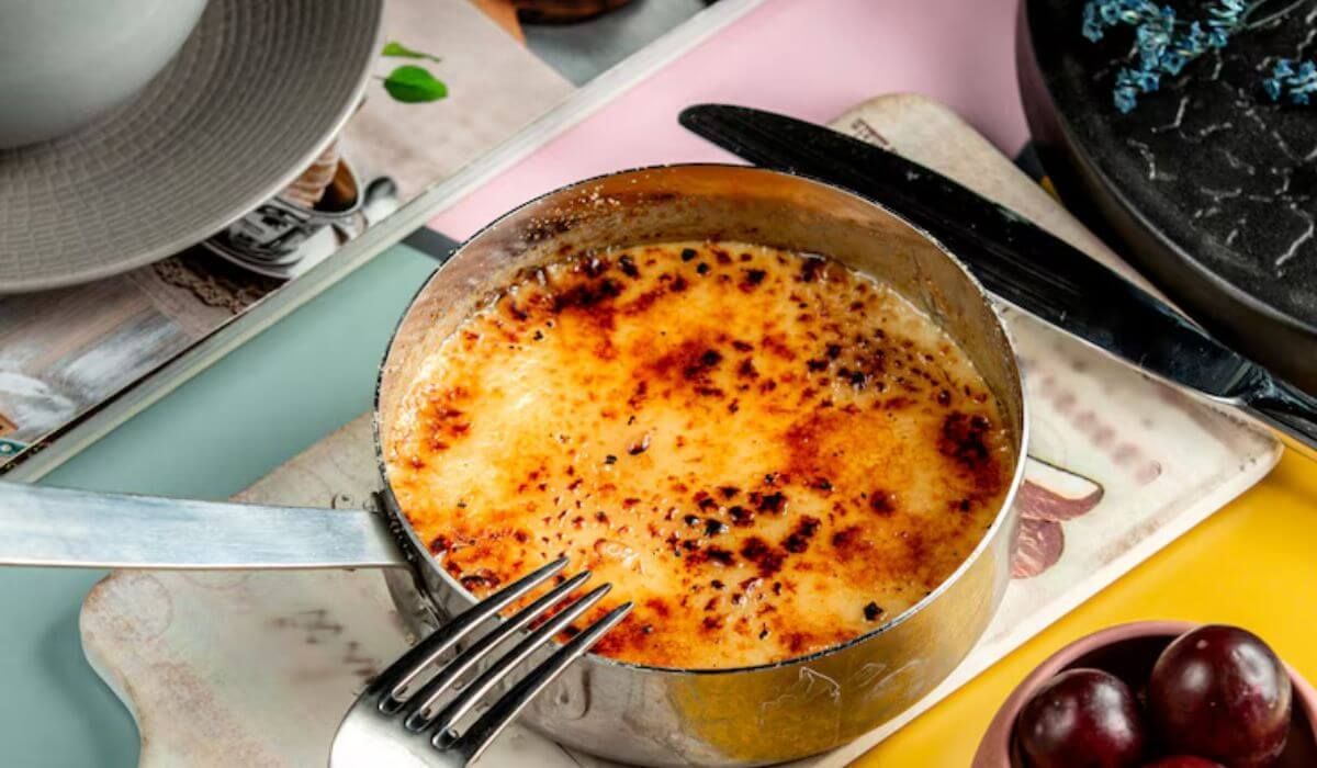 creme brulee with caramelised sugar topping