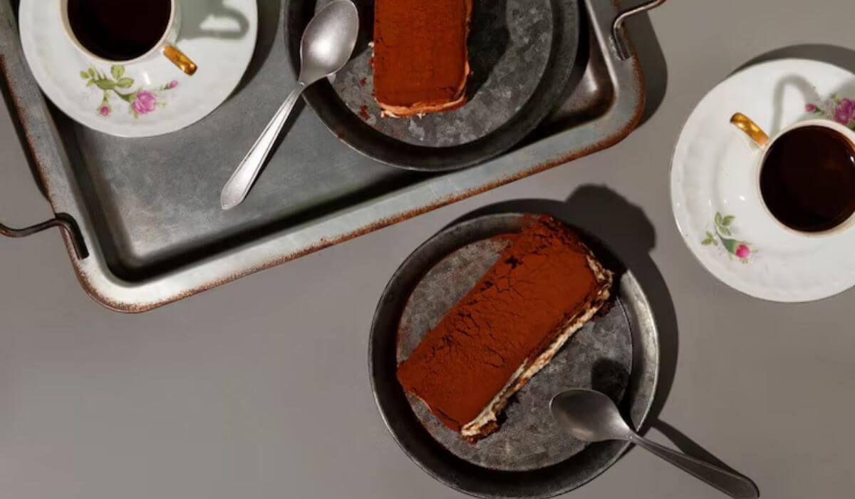 chocolate mousse and black coffee pairing
