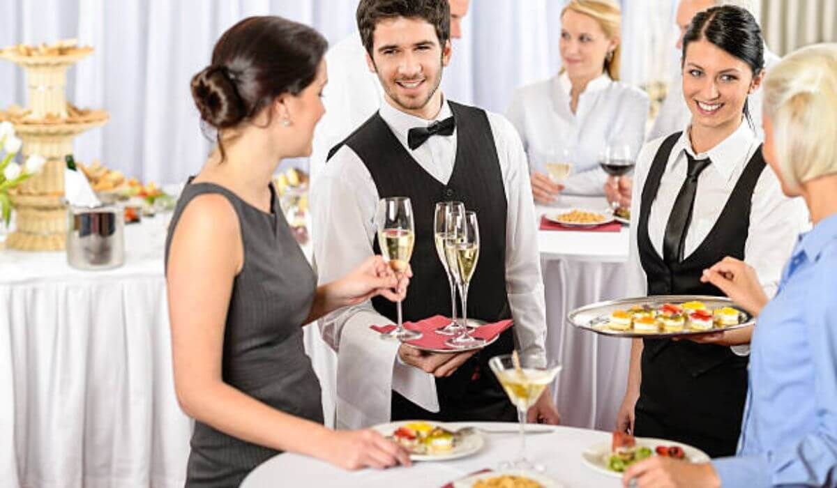 event catering waiter
