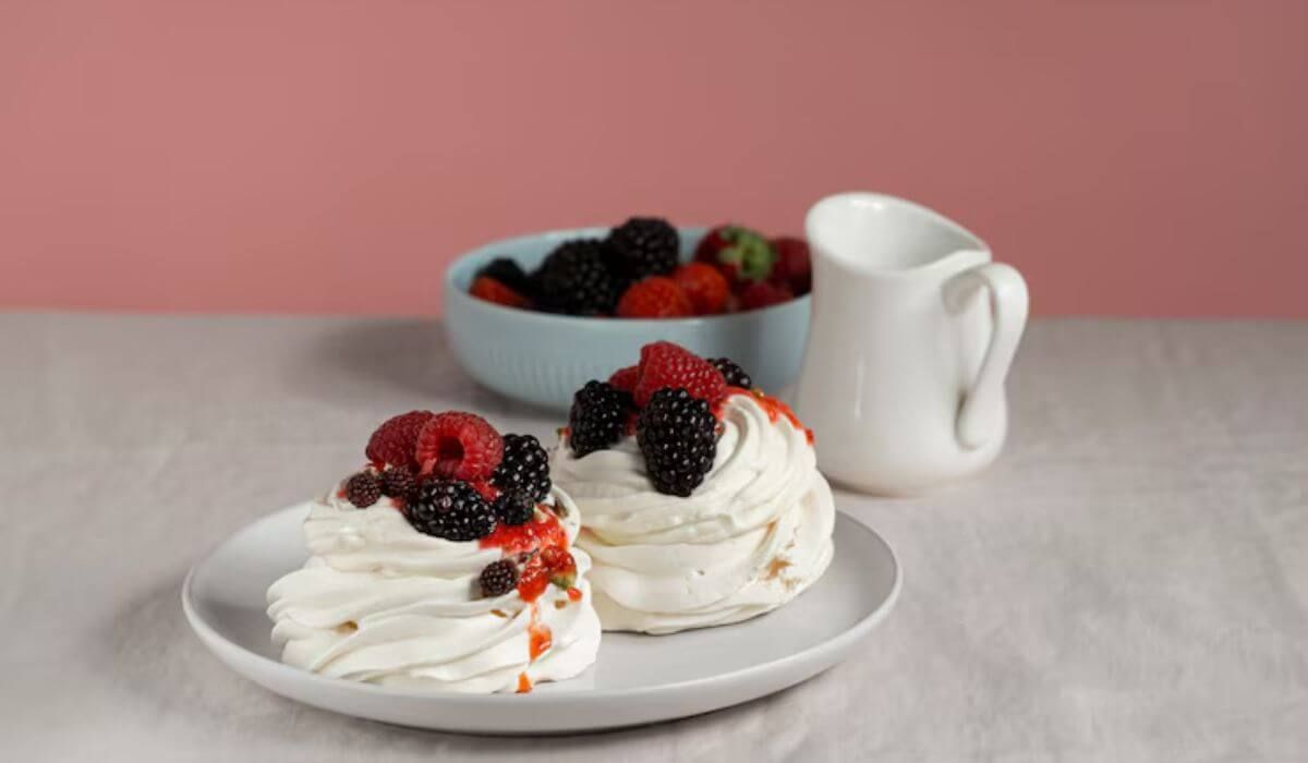 mini pavlovas catering
