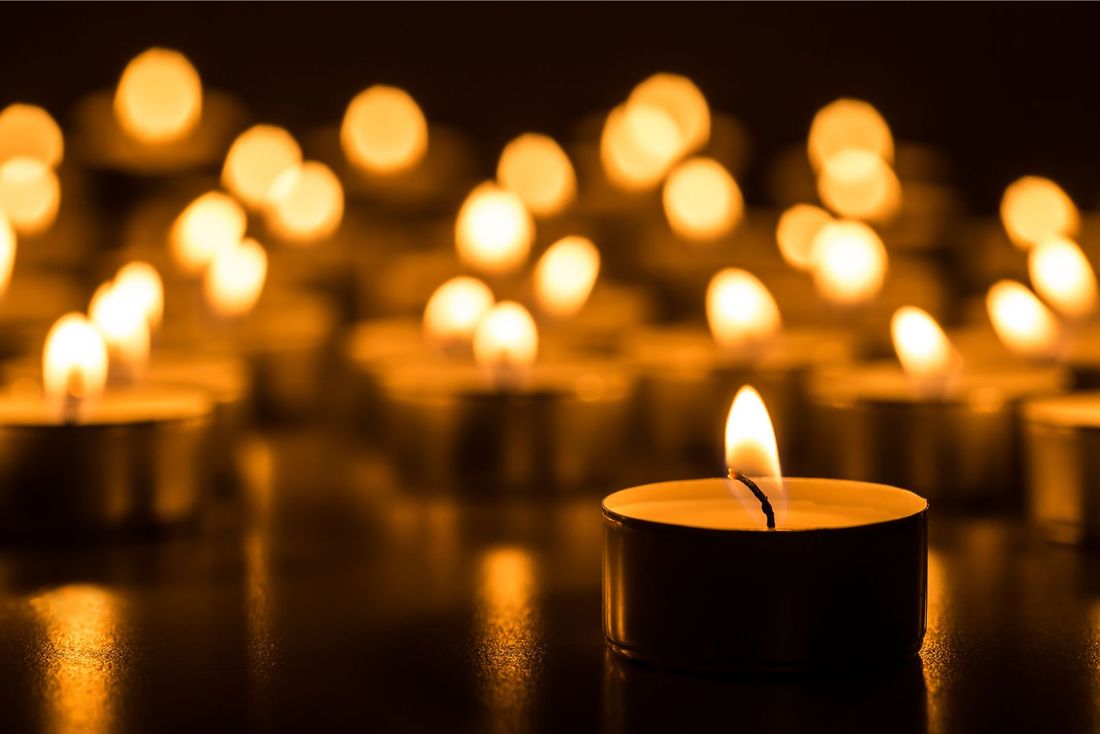 candele per cerimonia funebre