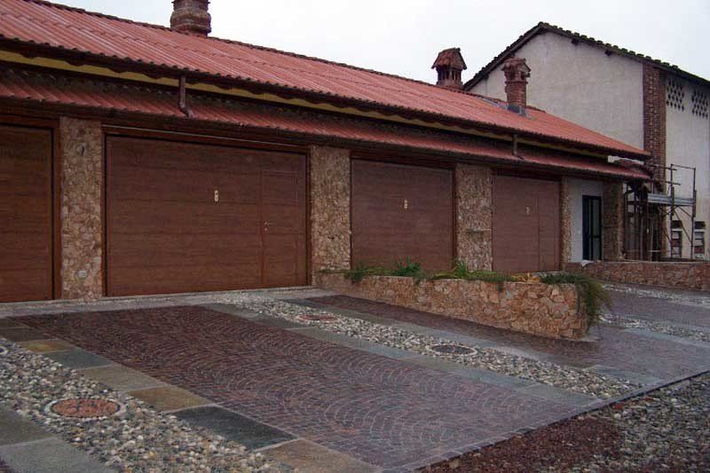 portoni basculanti per garage