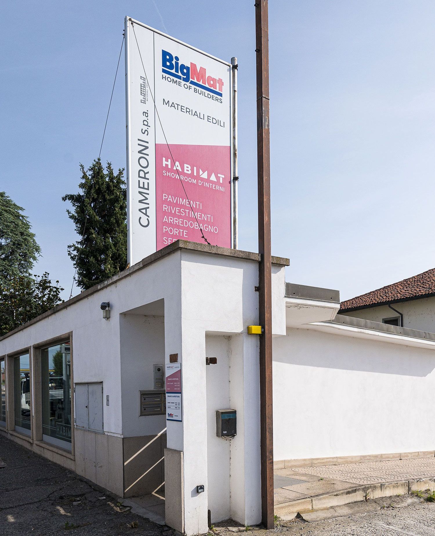 Ingresso cameroni spa