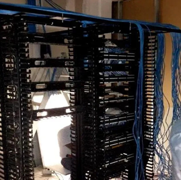 INTEGRACIÓN DE SISTEMAS EN CABLEADO ESTRUCTURADO, S.A. DE C.V. 