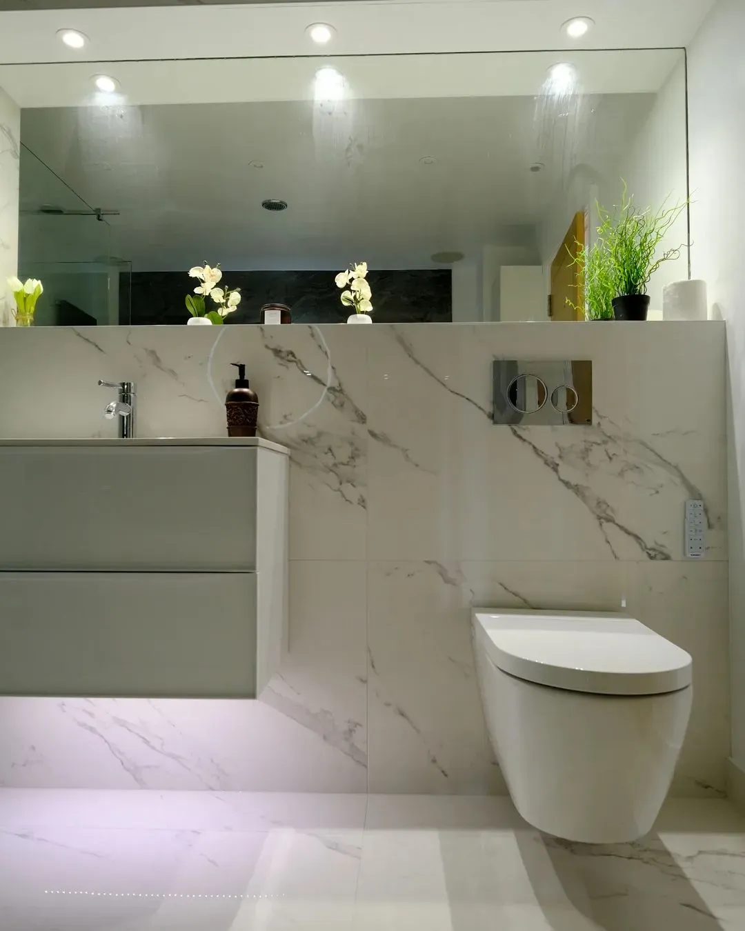 Small-Bathroom-designs