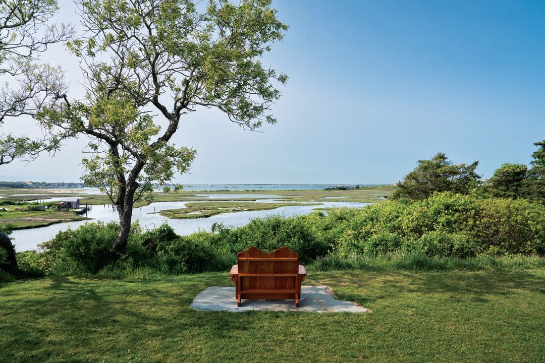 Should the Land Bank work with Nantucket housing organizations to address the shortage of housing?