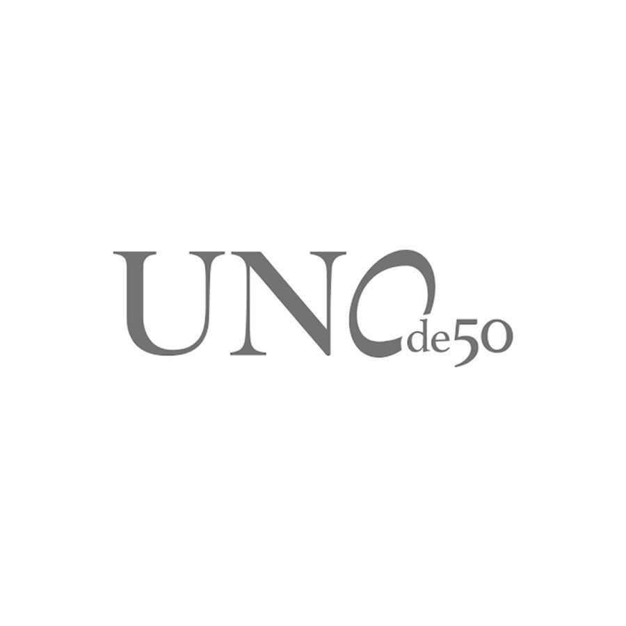 Ein Logo für ein Unternehmen namens Uno de 50 auf weißem Hintergrund.