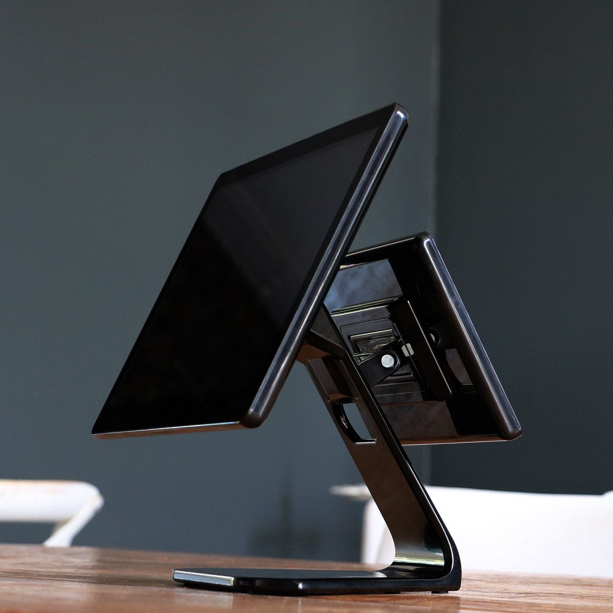 Seitliche Ansicht von der Prismanote Touchkasse -  | Prismanote Juweliersoftware, Kasse, Shop, Warenwirtschaft