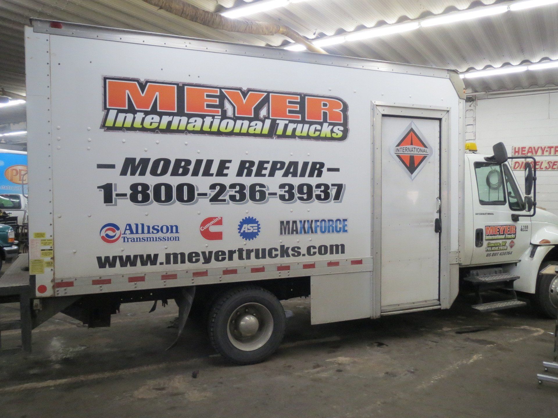 Reliable mobile semi truck repair services for International, Cummins, Allison and other major brands.
