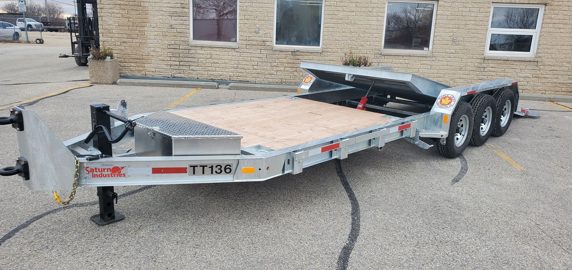 Saturn Industries - Gravity Tilt Trailers