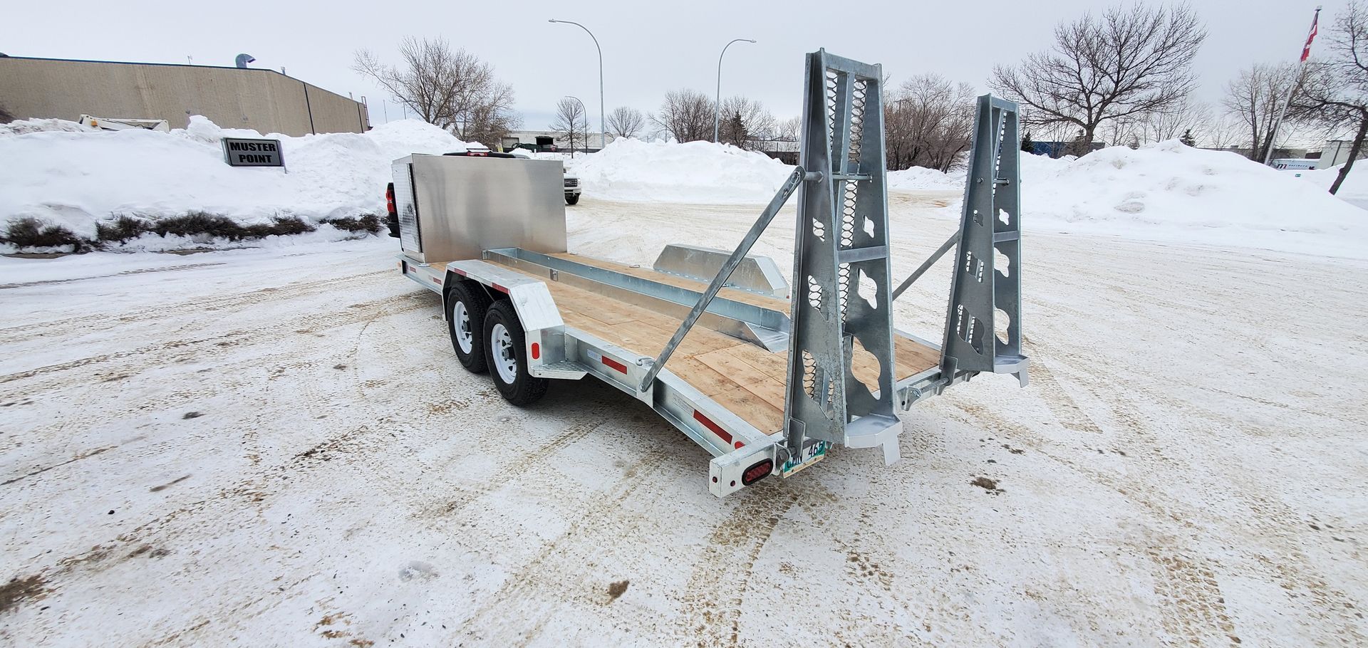 Deck Between Trailers