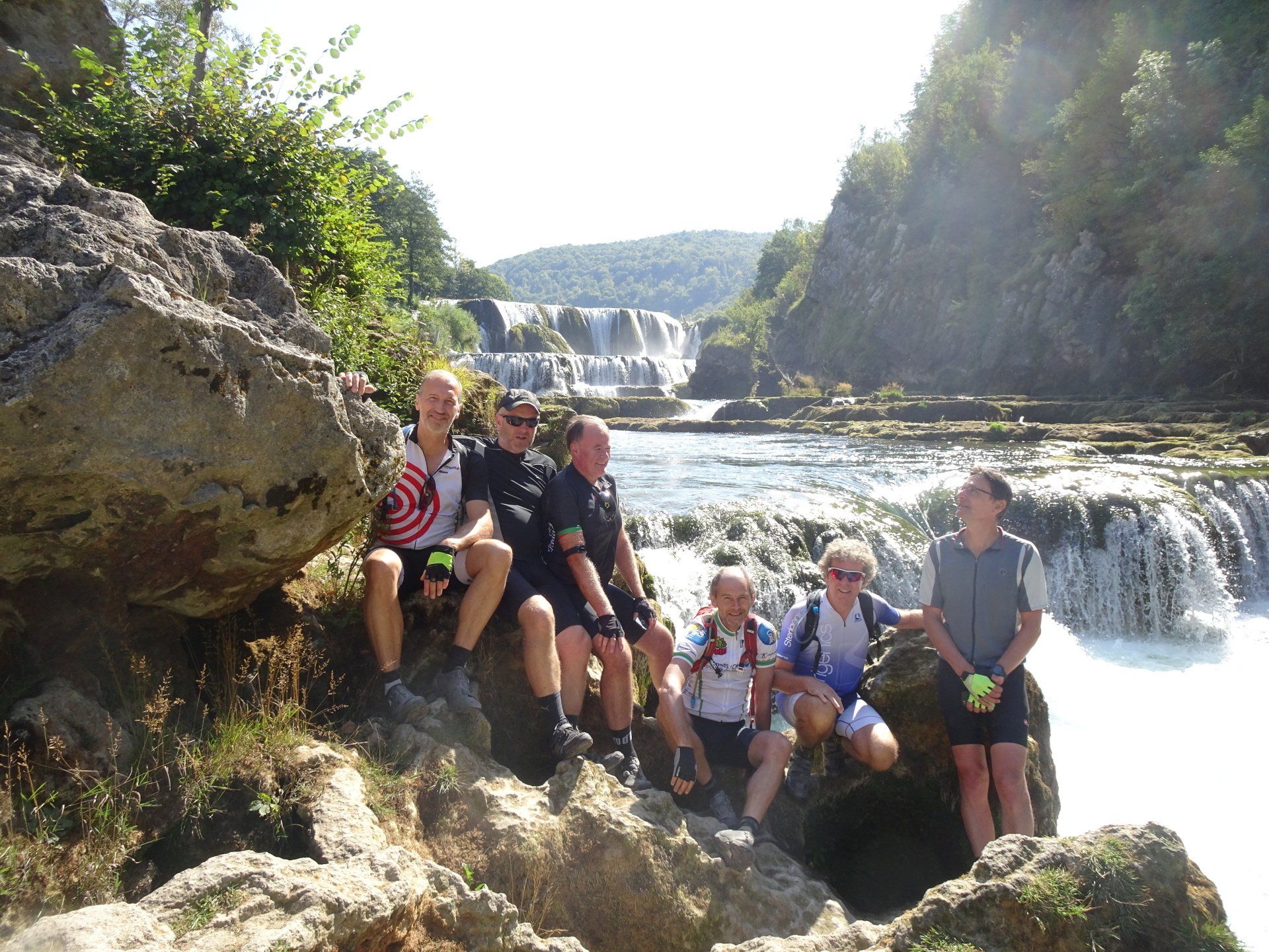 Waterval Štrbački buk op de Dinarica Trail tijdens mountainbikereis in Bosnië