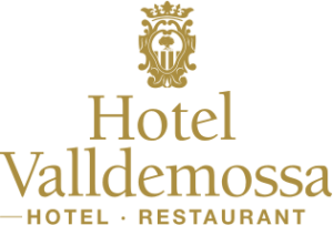 Un logotipo para un hotel y restaurante llamado Hotel Valldemossa.