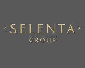 El logotipo del grupo Selenta está sobre un fondo gris.