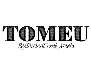 Un logotipo en blanco y negro para un restaurante llamado tomeiu restaurant amb arrels.