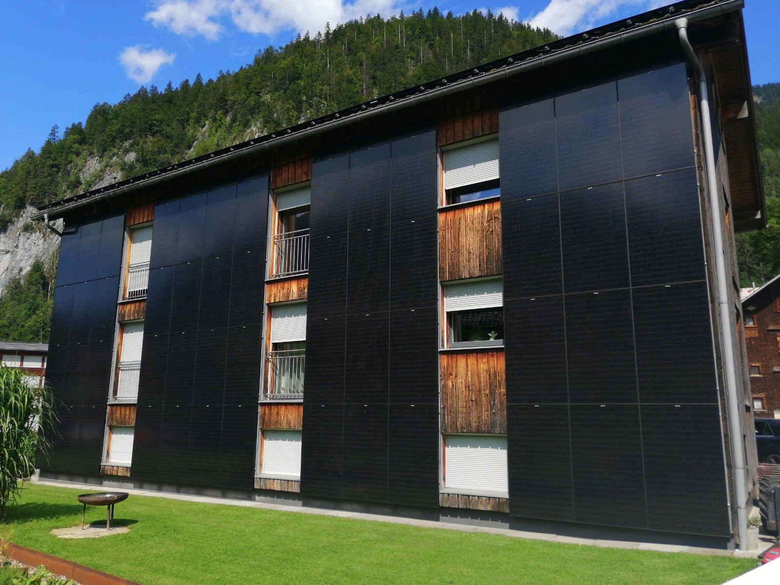 Hotter Energietechnik, Wandmontage, Dachmontage, Grenzzaun