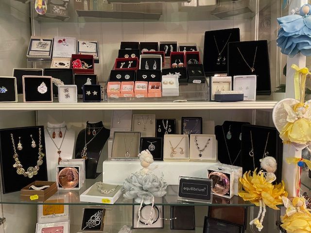 Petals Floral Design Jewellery