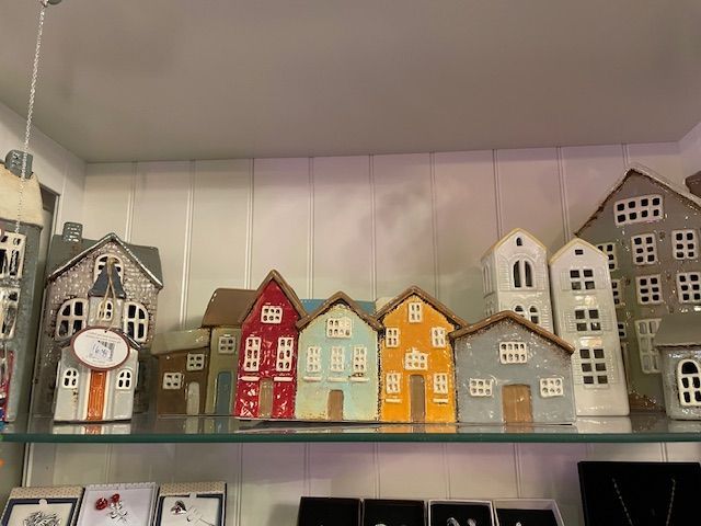 Petals Floral Design Gifts