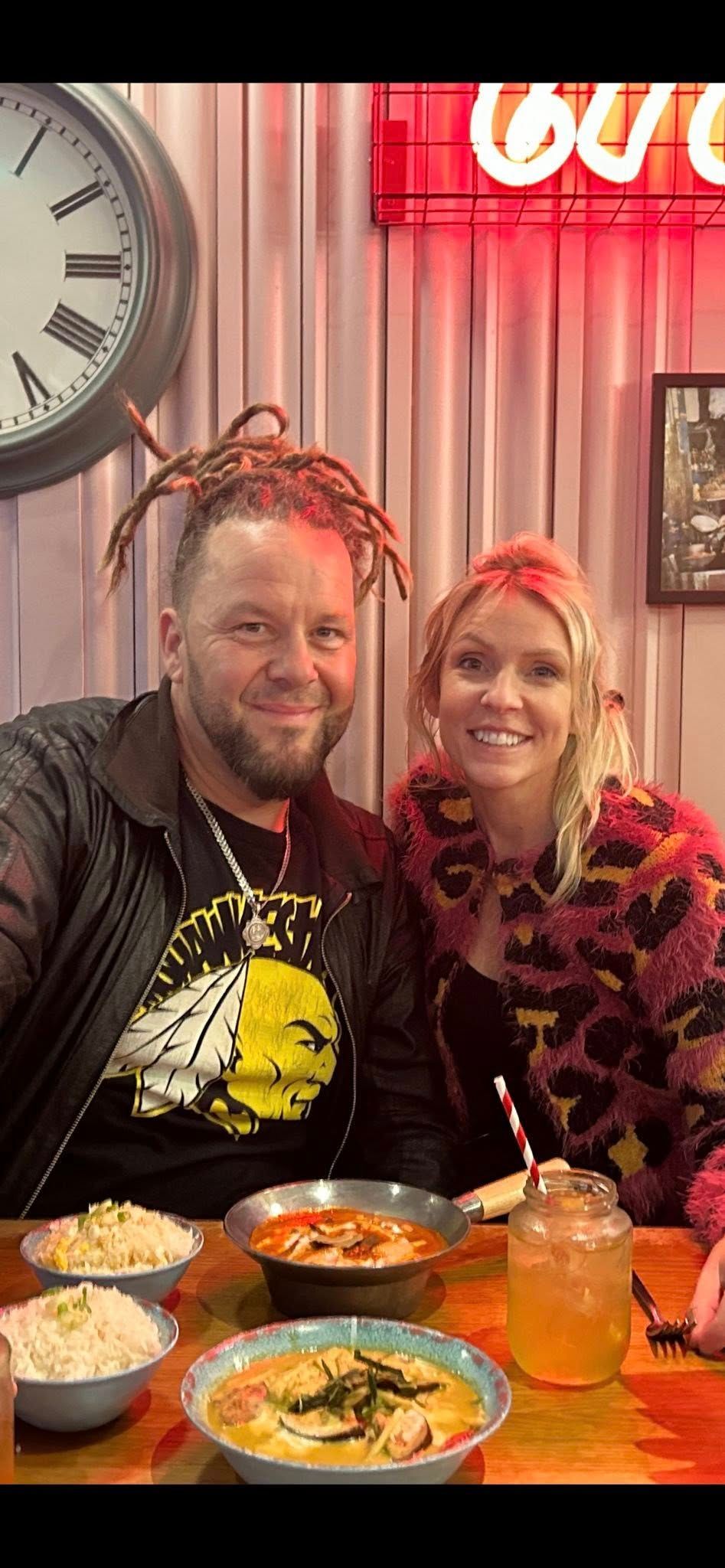 The fork and tune hosts