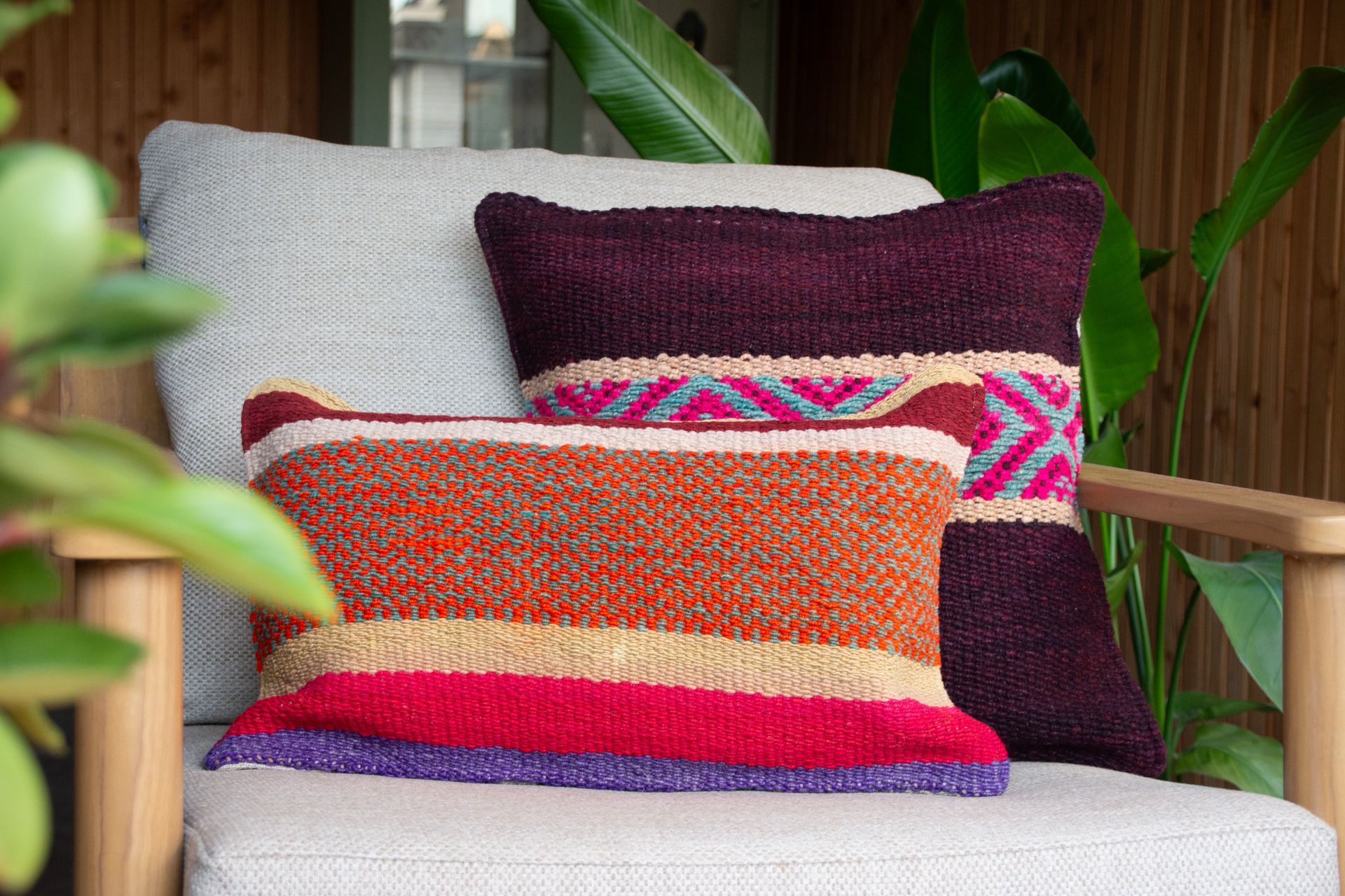 Burgundy Diamonds — 45x45 cm