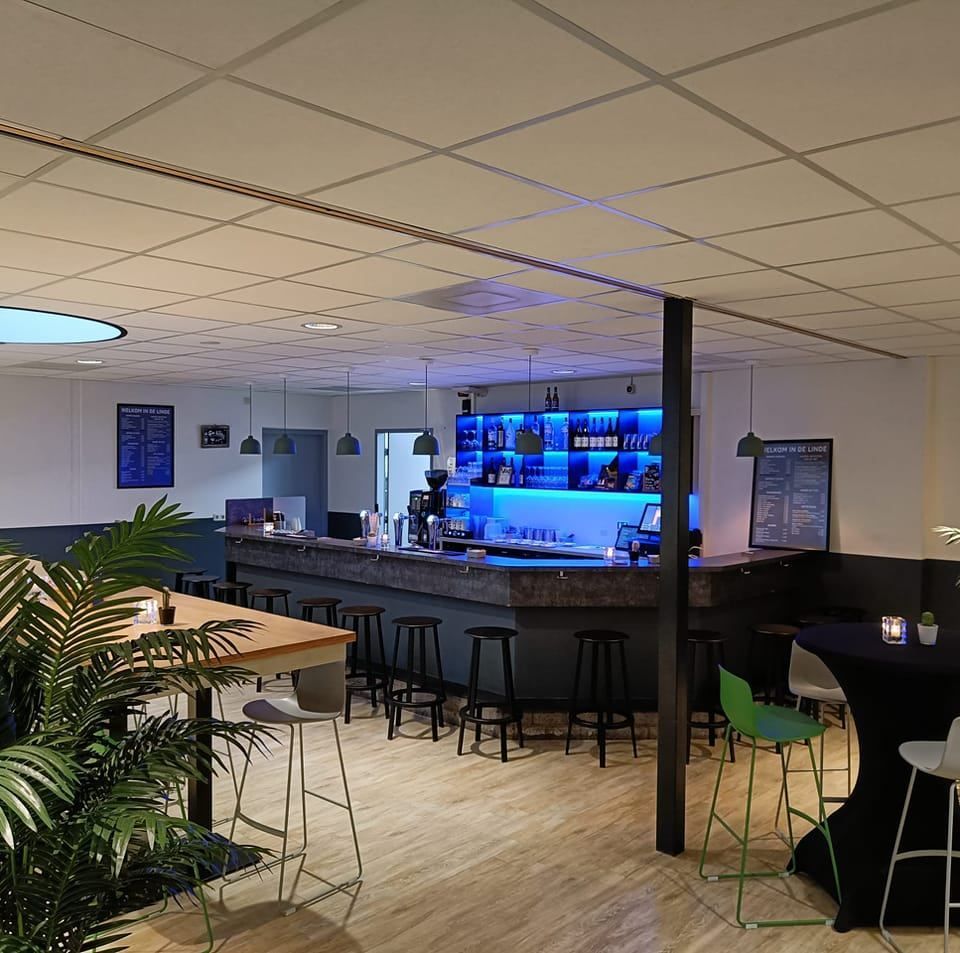 Foyer en bar de Linde