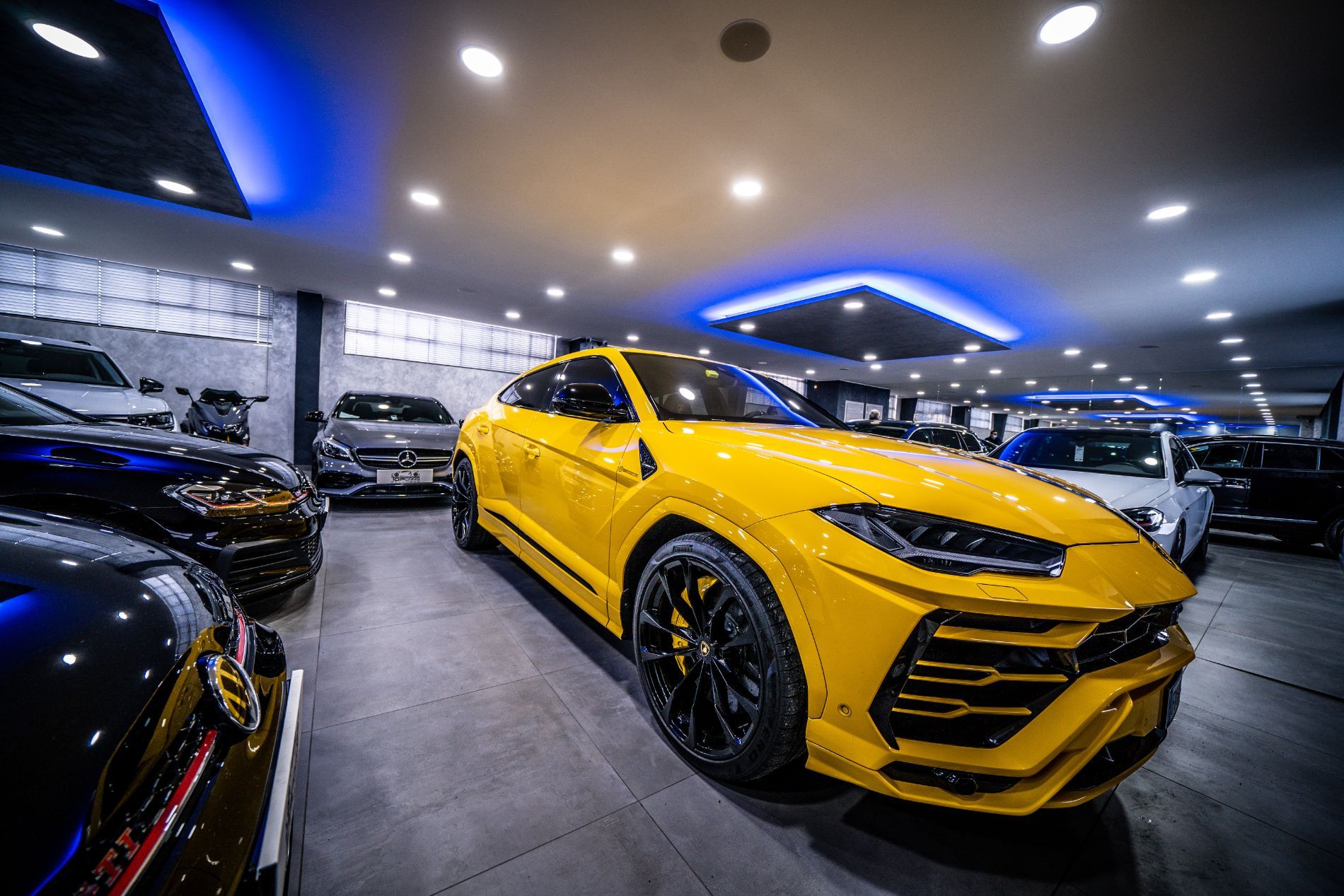 auto di lusso di seconda mano