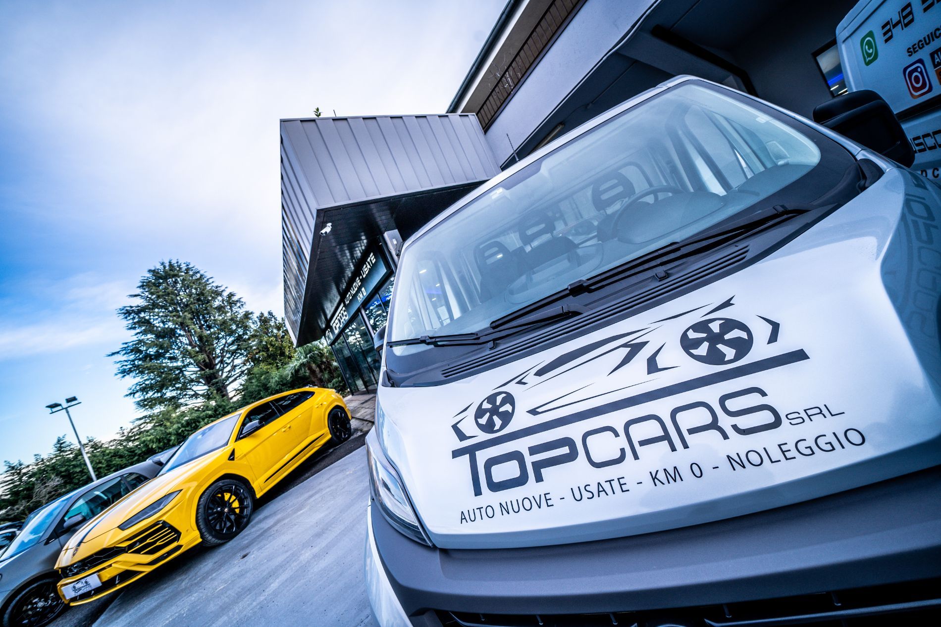 mezzo di trasporto del salone Top Cars