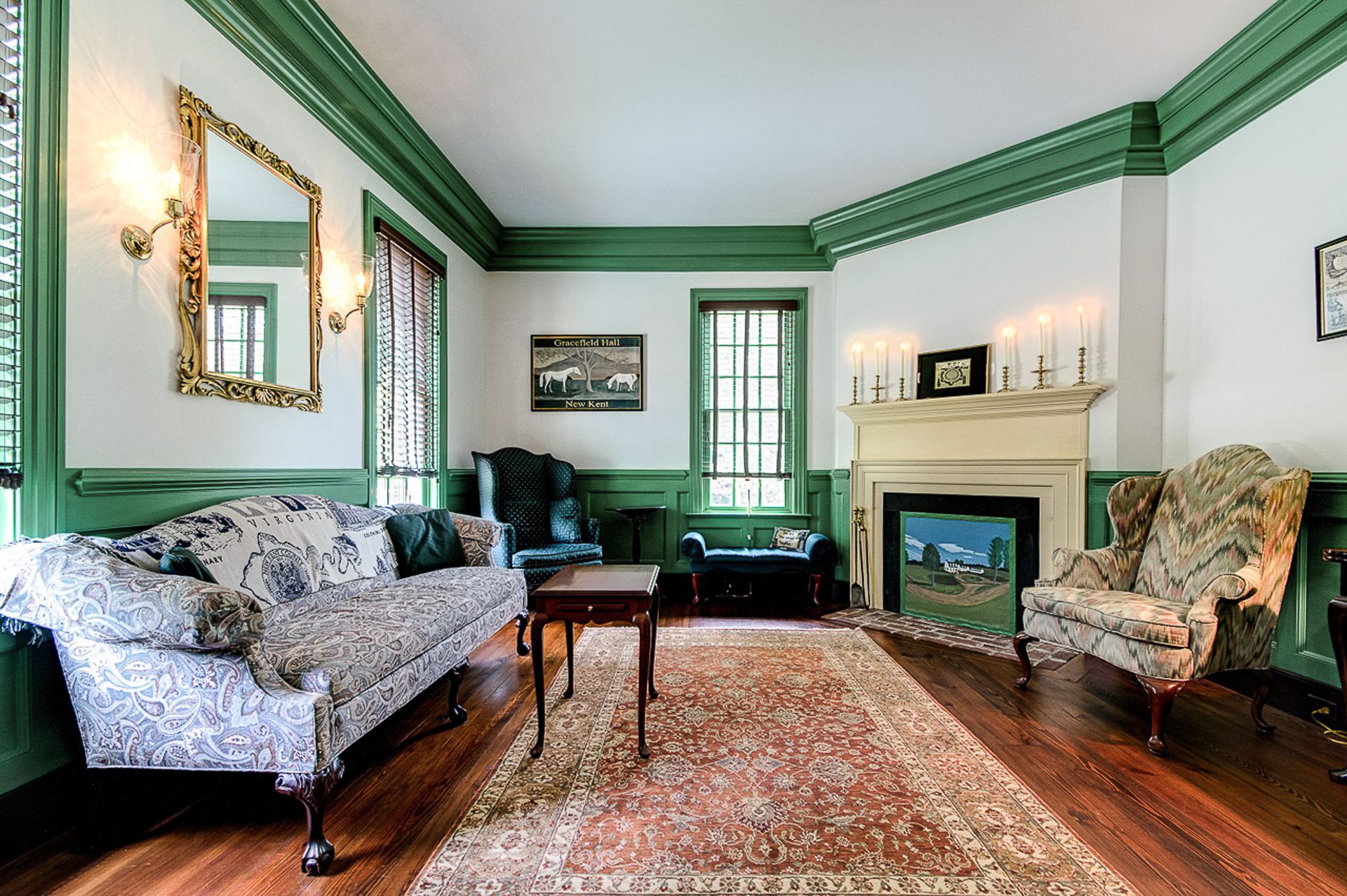 This is a photo of the parlor in the Gracefield Hall BNB.