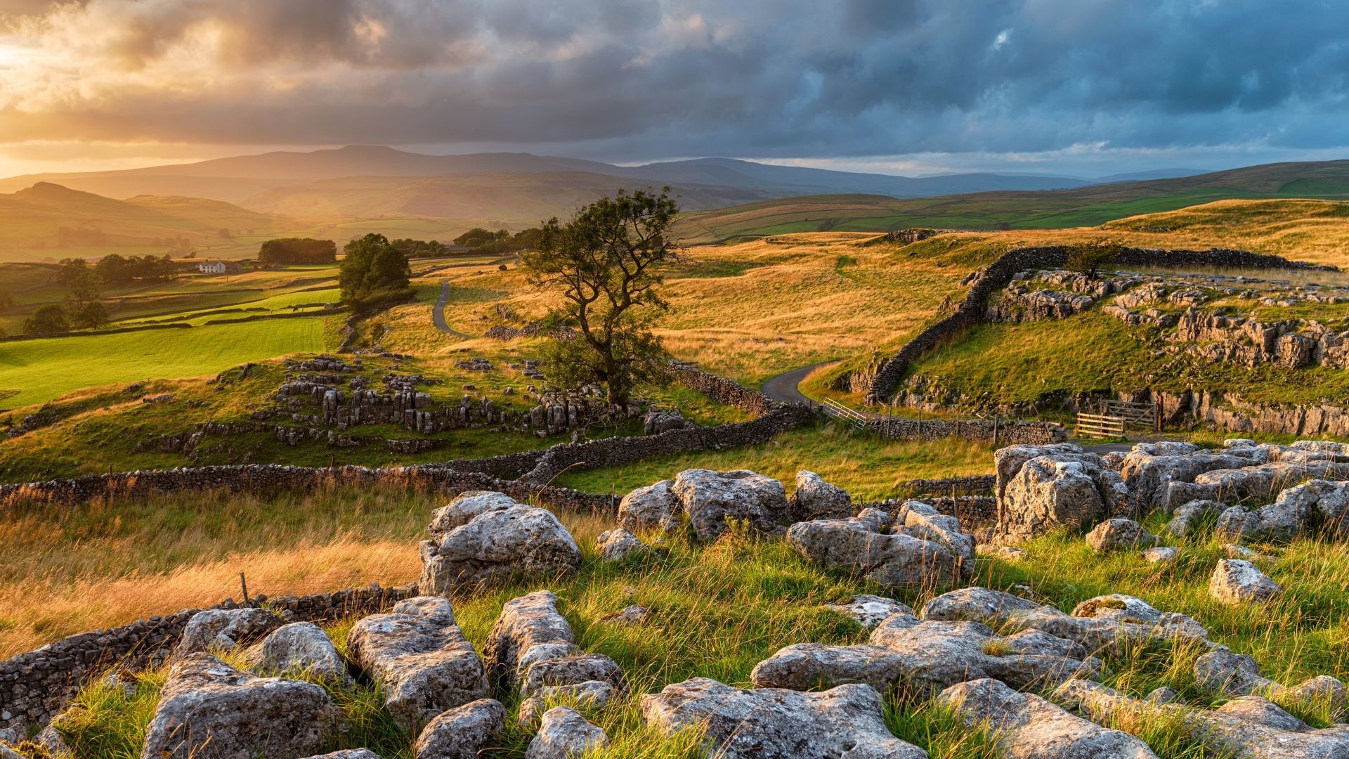 Make a day of well-loved routes and big views, with five rewarding long-distance walks 
