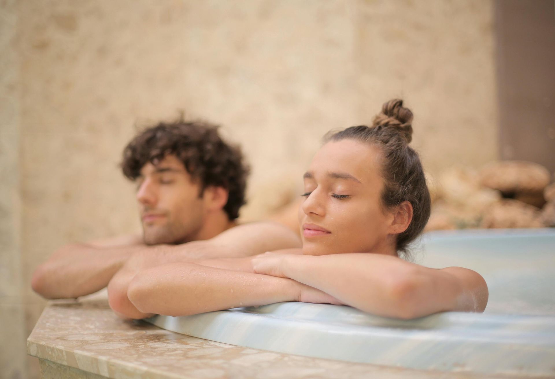 Picture of a couple at a spa
