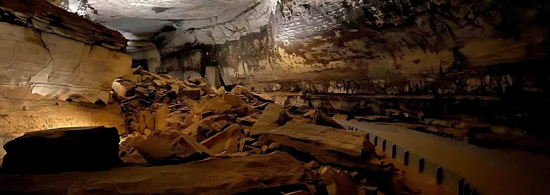 Picture of Mammoth cave Picture of Mammoth cave