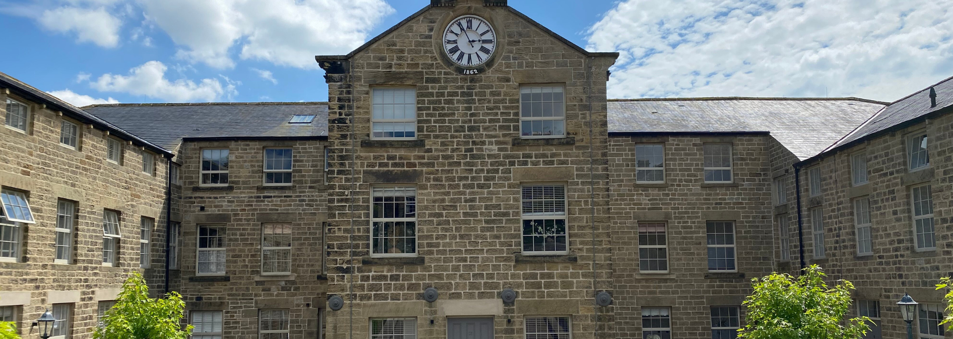 Picture of MiIlnook. 