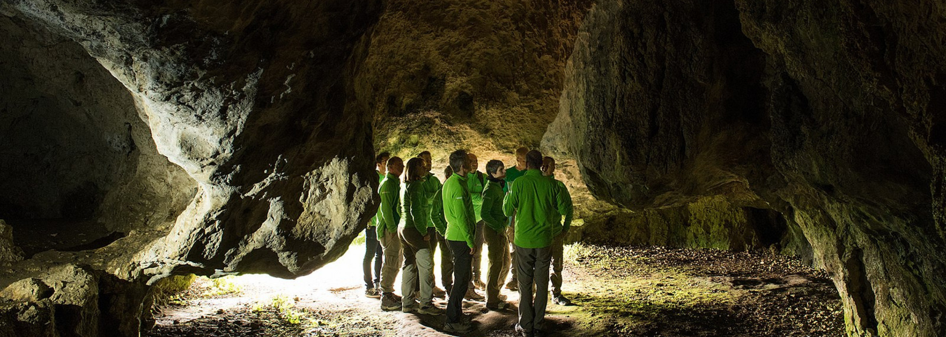 Picture of ESA CAVES training.