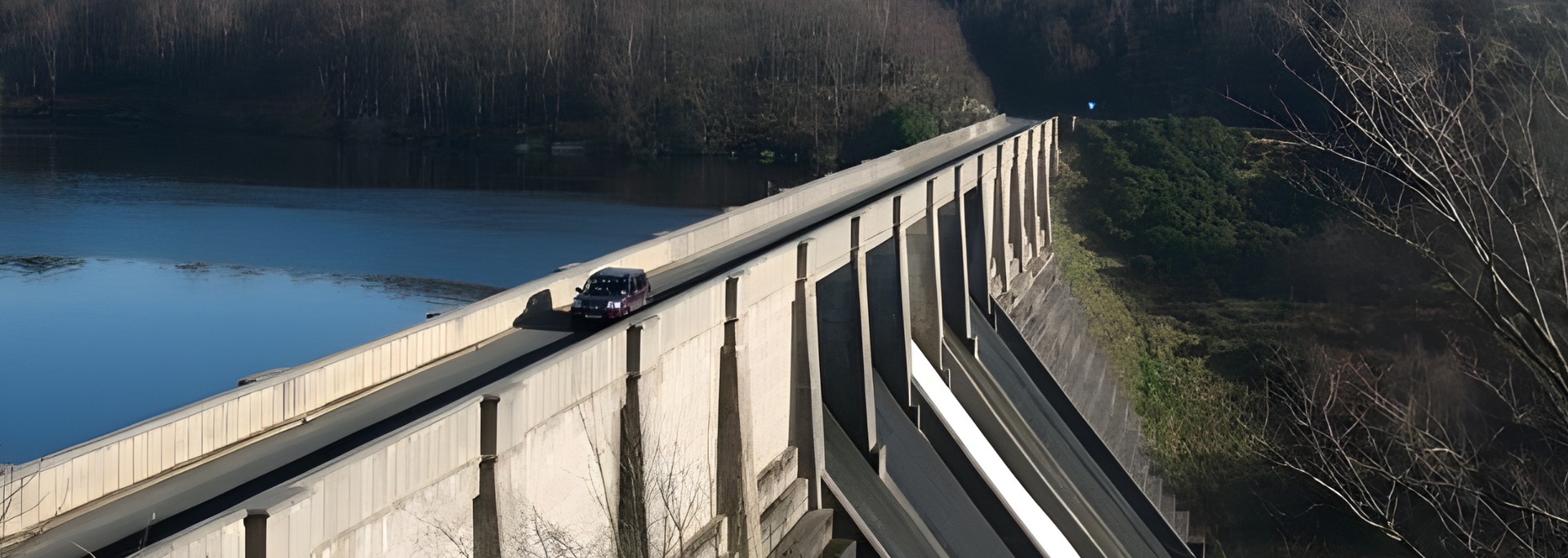 Picture of Thruscross Reservoir.