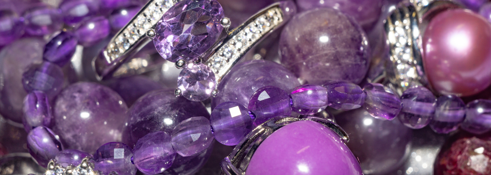 Picture of a piece of amethyst jewellery.
