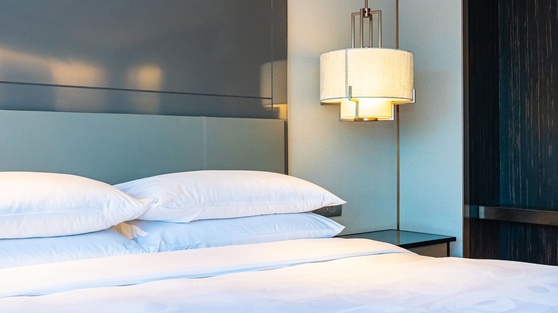 Planning a trip to the Yorkshire Dales? Join us as we look at some options for overnight stays – from hotels to Airbnbs, from motorhomes to camping. Planning a trip to the Yorkshire Dales? Join us as we look at some options for overnight stays – from hotels to Airbnbs, from motorhomes to camping.