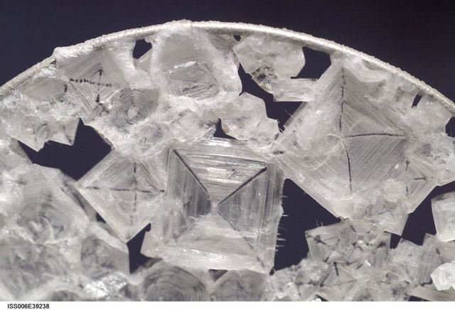 Crystal Form Example Crystals Form On