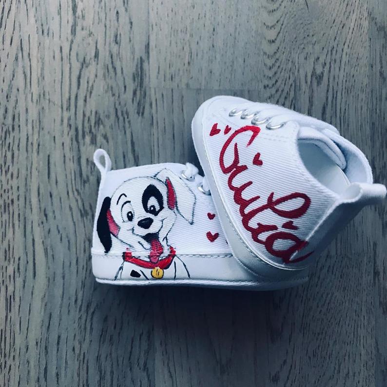 Scarpine neonato dipinte a mano Carica 101