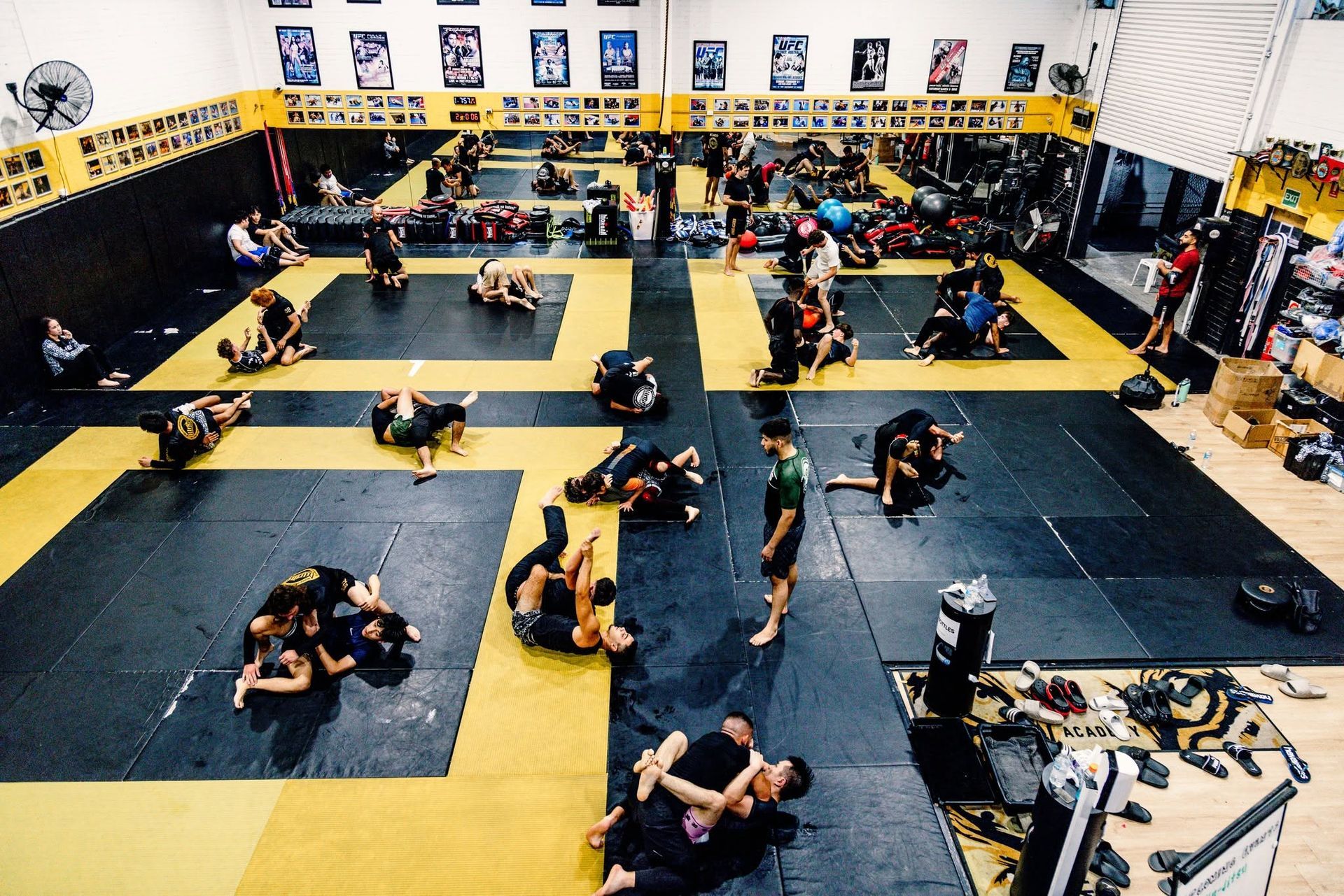 Kings Academy Students Training No Gi BJJ class