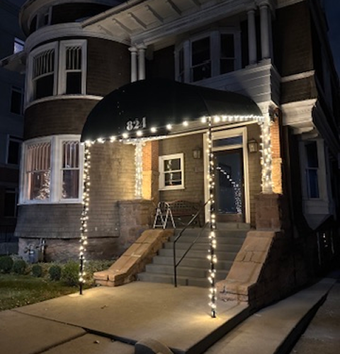 A house with the number 821 on the awning