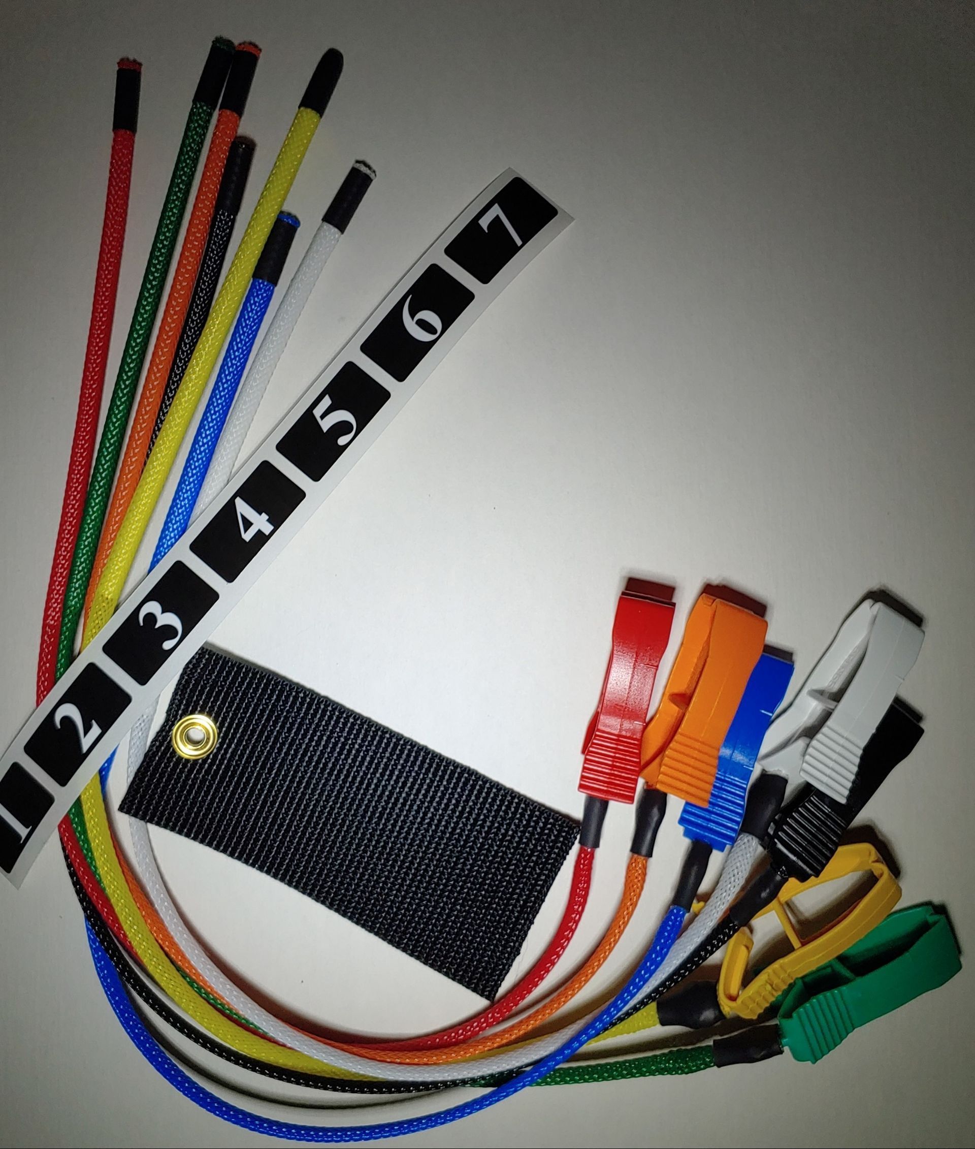 A box of accu-cult e-comm cutting tool kit.