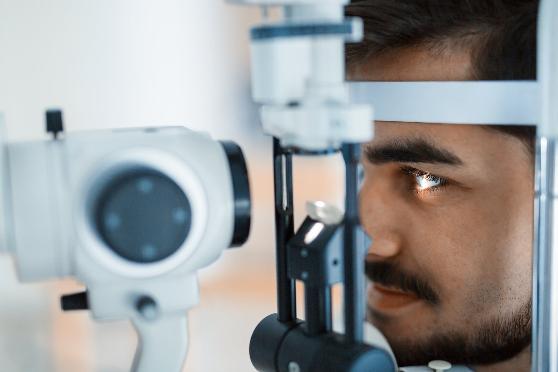 Why it’s Important to Regularly Visit Your Optometrist